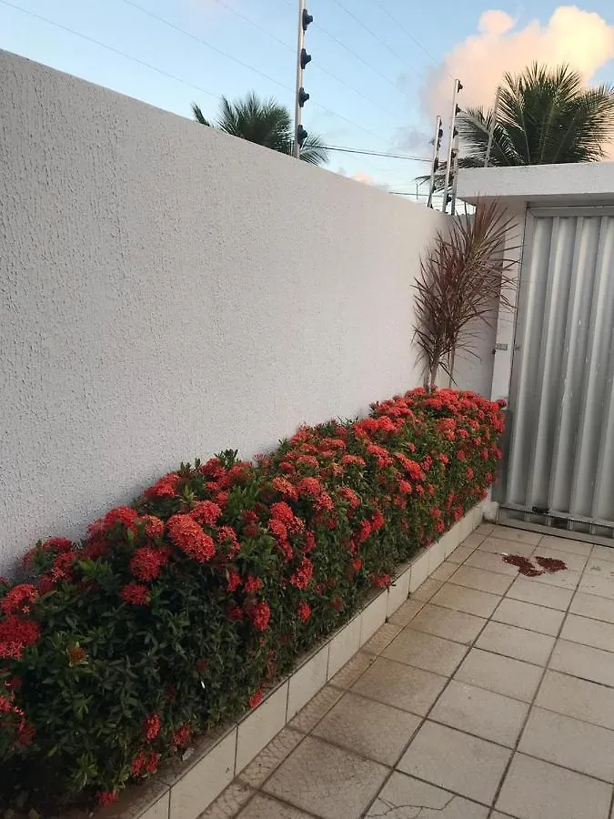 Excelente Casa 300M2 Em Bairro Nobre Perto De Tudo Natal