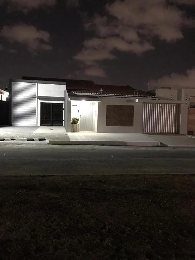 Excelente Casa 300M2 Em Bairro Nobre Perto De Tudo Natal Brazil