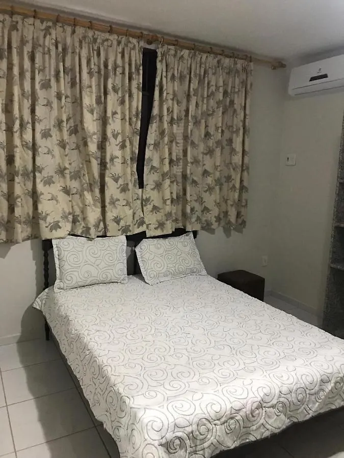 Excelente Casa 300M2 Em Bairro Nobre Perto De Tudo Natal